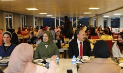 Siirt Valisi Dr. Kemal Kızılkaya, gençlerle iftar sofrasında bir araya geldi