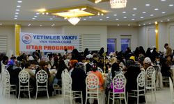 Van'da yetimlere iftar programı düzenlendi