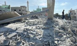 81 günlük ablukanın ardından Gazze'ye sınırlı yardım girişi