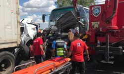 Filipinler'de zincirleme trafik kazası: 12 ölü, 30 yaralı