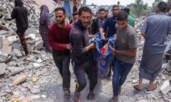 Gazze'de can kaybı 54 bin 84'e yükseldi