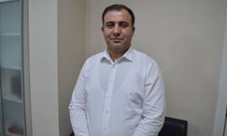 "Gençler okusun" diye geldi, Gazzeli çocuklar için bağış yaptı