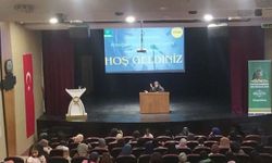 Malatya’da "Müslüman Kadının Zaman Sanatı" konferansı düzenlendi