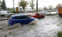Marmara ve Batı Karadeniz'de kuvvetli yağış ve fırtına bekleniyor