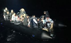 Muğla açıklarında 33 düzensiz göçmen kurtarıldı