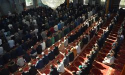 Müslümanlar için büyük fırsat günlerini barındıran Zilhicce ayı başladı