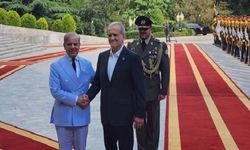 Pakistan Başbakanı Şerif, Tahran'da