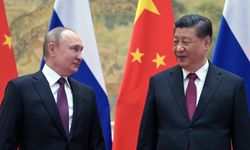 Putin ile Şi Cinping Moskova'da bir araya geldi