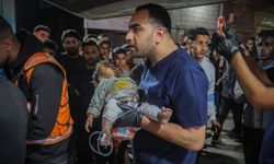 Siyonist rejimden sivillerin sığındığı okula saldırı: En az 30 şehit, 100'e yakın yaralı
