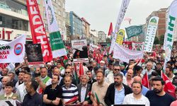 Sultanbeyli'de "Gazze ölüyor, ayağa kalk" yürüyüşü