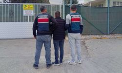 Uyuşturucu satışı yapmaktan aranan şahıs yakalandı