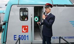 Yeni nesil demiryolu araçları teslim edildi