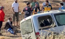 Şanlıurfa'da aracın devrilmesi sonucu 6 kişi yaralandı