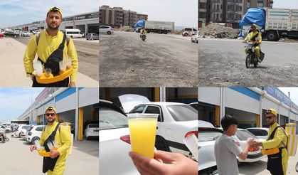 Motosiklet üstünde limonata satarak geçimini sağlıyor