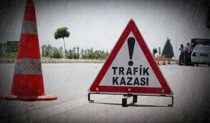 Hatay'da tarım işçilerini taşıyan midibüs devrildi: 25 yaralı