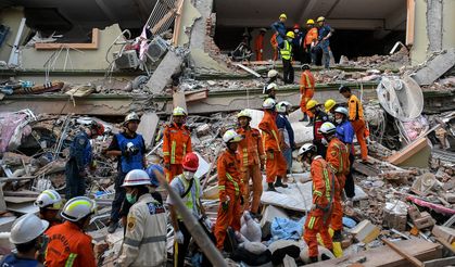 Myanmar'da deprem nedeniyle ilan edilen ateşkes uzatıldı
