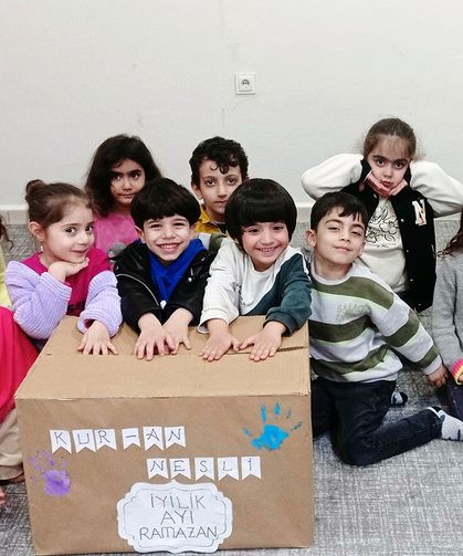 Minik yürekler, ihtiyaç sahibi ailelere Ramazan kolisi hazırladı