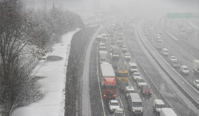 İstanbul genelinde okullar yarın tatil edildi