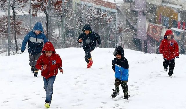 Malatya'da eğitime kar engeli 