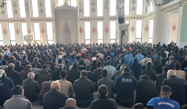 Şanlıurfa OSB'de 5 bin kişilik cami ibadete açıldı