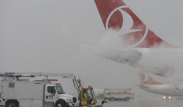 THY'den olumsuz hava koşulları nedeniyle sefer iptalleri