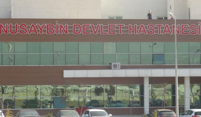 Usulsüzlük iddiaları nedeniyle Nusaybin Devlet Hastanesi ’ne operasyon: 18 gözaltı 