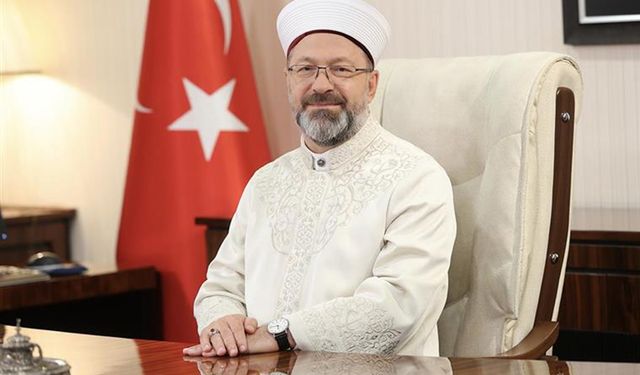 Diyanet İşleri Başkanı Ali Erbaş: Çocuklarımızı sosyal medya kirliliğine maruz bırakmayalım