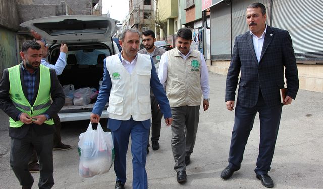 Gaziantep Milletvekili Demir'den yardım çalışmalarına destek