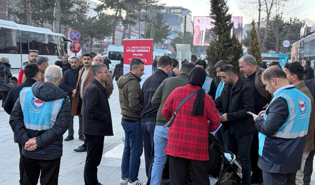 Memur-Sen’den Bitlis'te anayasa değişikliği için imza kampanyası