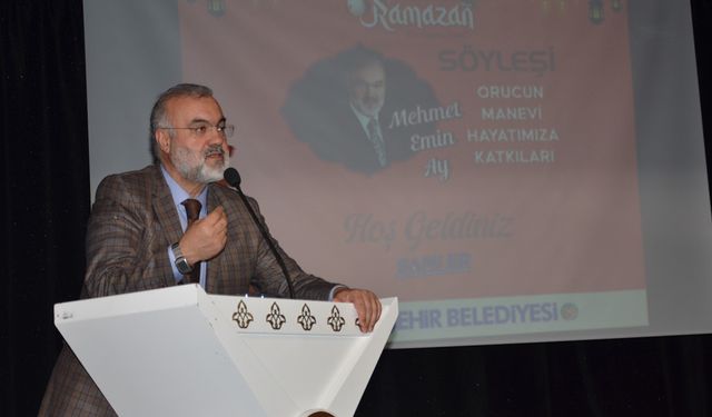 Prof. Dr. Ay: Takvaya en çok yaklaştıran ibadet oruçtur