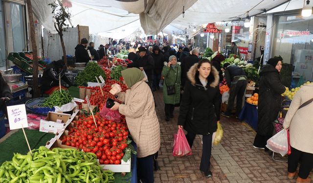 Semt pazarlarında fiyatlar cep yakıyor