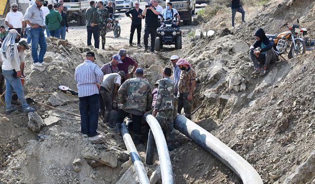 Siyonist rejim, Humus'a hava saldırısı düzenledi