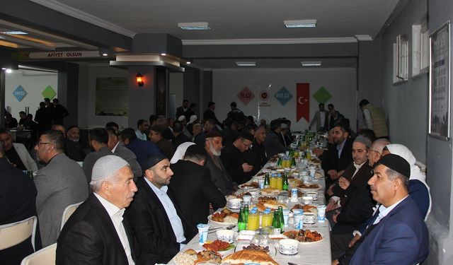 STK temsilcileri ve kanaat önderleri iftar yemeğinde buluştu