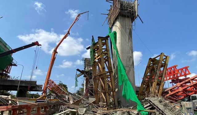 Tayland'da köprü kirişi çöktü: 5 ölü onlarca yaralı