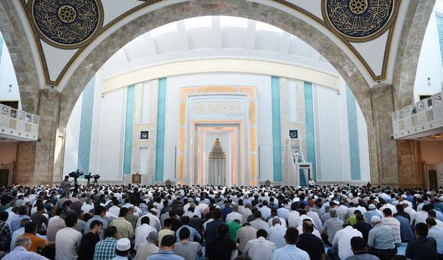 Cuma hutbesi: Erdemli bir toplumun inşası
