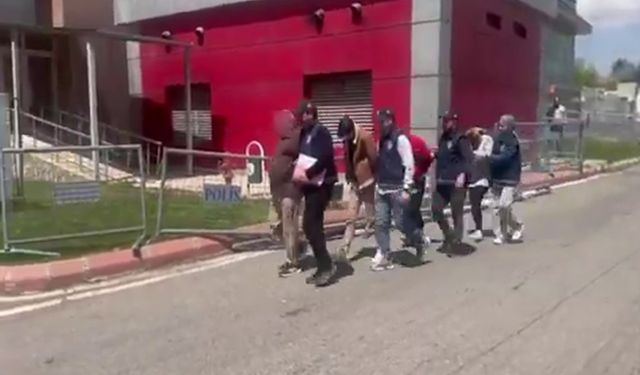Görme engelli halasının ziynetlerini çalan şahıs ve arkadaşları yakalandı