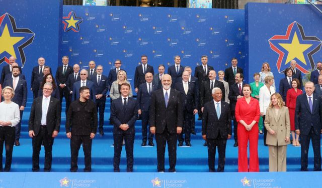 Arnavutluk'ta düzenlenen Avrupa Siyasi Topluluğu 6. Zirvesi sona erdi