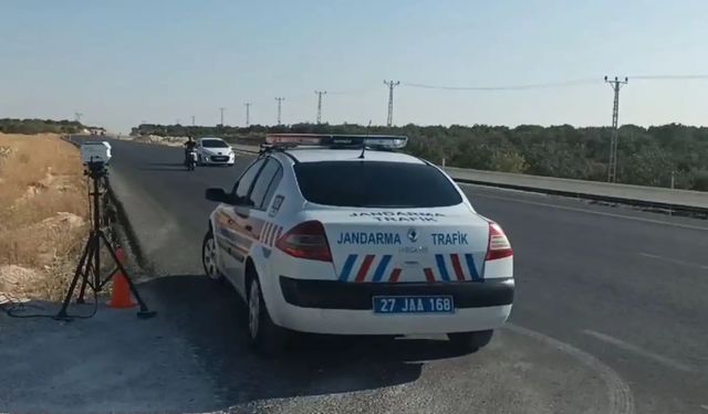 Aynı anda 4 araca radar cezası kesebilen cihaz