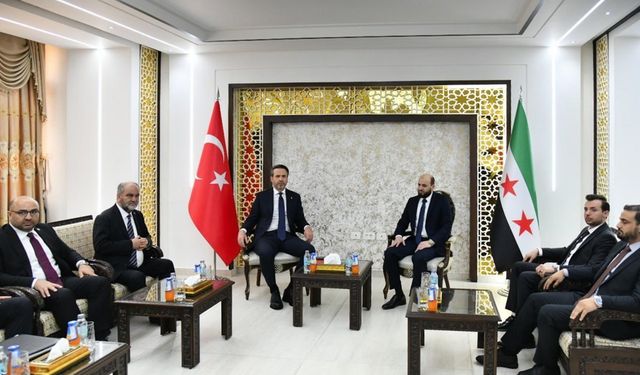 Bakan Bayraktar Şam'da