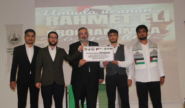 Bingöl Üniversitesi öğrencilerinden Gazze’ye 200 bin TL bağış