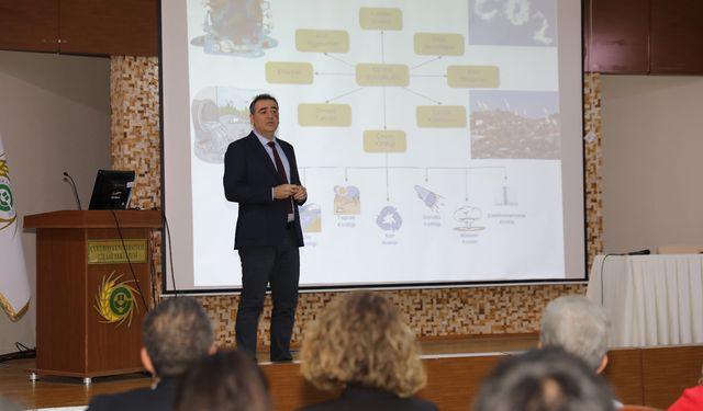 ÇÜ'de sürdürülebilir teknolojilerin anahtarı nanomalzemeler anlatıldı