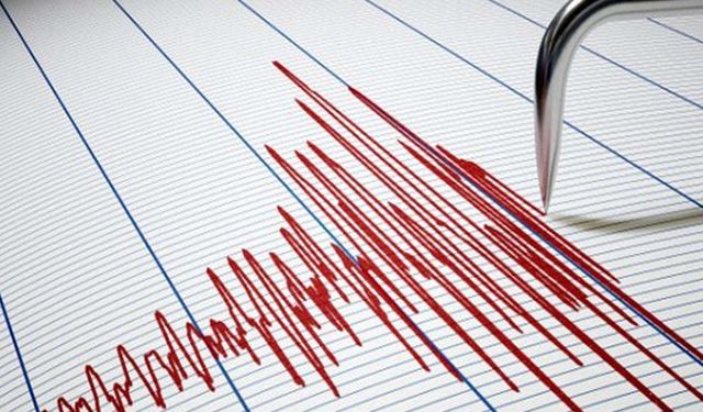 Ege Denizi'nde 4 büyüklüğünde deprem