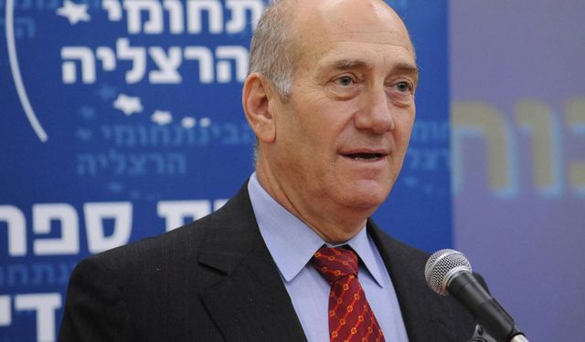 Ehud Olmert: Gazze'de yapılanlar savaş suçuna yakın