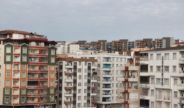 Emlak danışmanları: Yüksek maliyetler emlak sektörünü durma noktasına getirdi