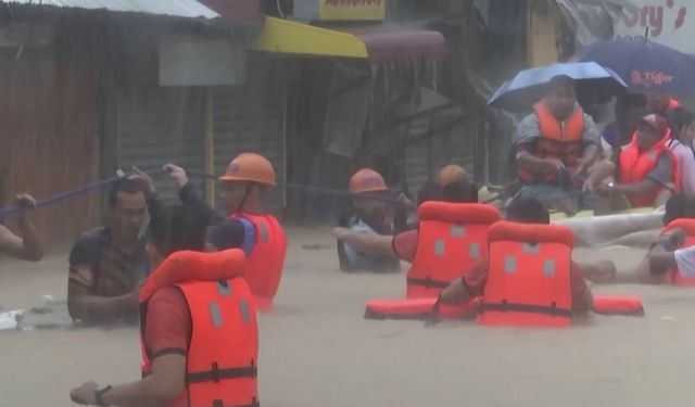 Filipinler'de şiddetli yağışlar sele yol açtı: 3 ölü