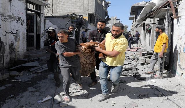Gazze'de katliamın sınırı yok: 13 şehit