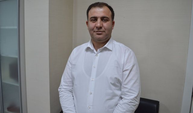 "Gençler okusun" diye geldi, Gazzeli çocuklar için bağış yaptı