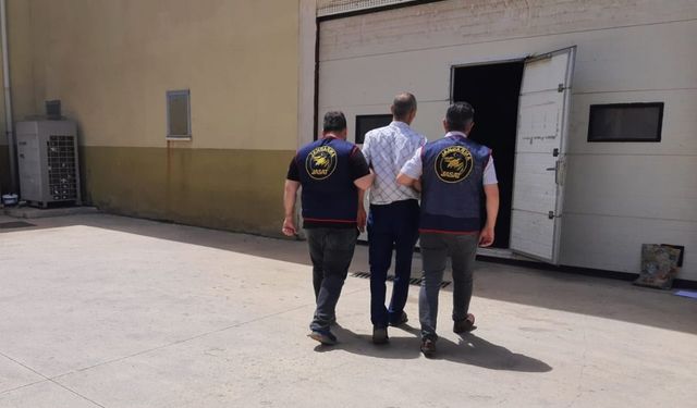 Hırsızlık suçundan aranma kaydı bulunan şahıs yakalandı