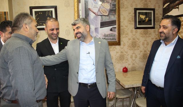 HÜDA PAR Mersin Milletvekili Faruk Dinç, Ağrı'da esnaf ziyaretlerinde bulundu