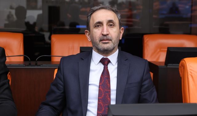 HÜDA PAR Milletvekili Demir: Bazı firmaların eksikleri TOKİ'nin çalışmalarına gölge düşürebiliyor